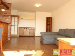 Pronájem bytu 3+kk, Praha - Libeň, U Slovanky, 66 m2