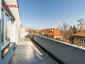 Pronájem bytu 2+kk, Praha - Střešovice, Na Hubálce, 67 m2