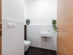 Prodej bytu 2+kk, Praha - Vysočany, Sousedíkova, 59 m2