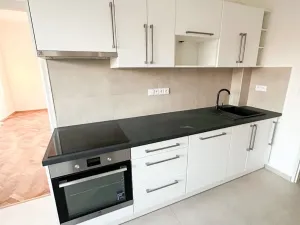 Prodej bytu 1+kk, Praha - Hloubětín, Poděbradská, 31 m2