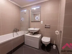 Pronájem bytu 2+kk, Praha - Kamýk, Freiwaldova, 70 m2