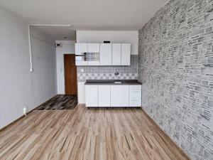 Prodej bytu 1+kk, Klášterec nad Ohří, Budovatelská, 21 m2