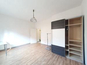 Pronájem bytu 1+kk, Praha - Nusle, Na bitevní pláni, 26 m2