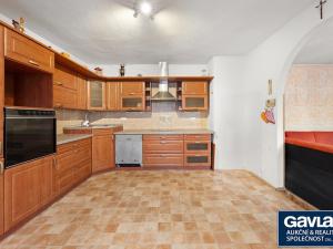 Prodej rodinného domu, Hovorany, 215 m2