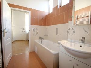 Pronájem bytu 1+1, Praha - Dejvice, Pod kaštany, 32 m2