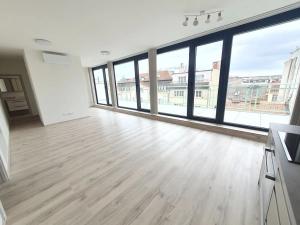 Pronájem bytu 3+kk, Praha - Nové Město, Na výtoni, 100 m2