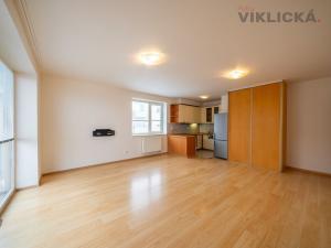 Prodej bytu 2+kk, Praha - Kolovraty, Preislerova, 52 m2