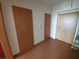 Pronájem bytu 2+kk, Jiřice, Zimní, 57 m2