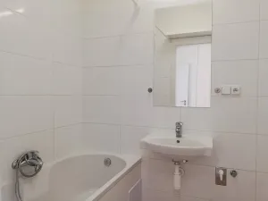 Pronájem bytu 2+kk, Praha - Vokovice, Na dlouhém lánu, 47 m2