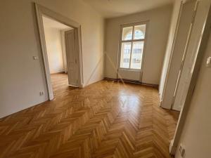 Pronájem bytu 3+1, Praha - Vinohrady, Francouzská, 96 m2