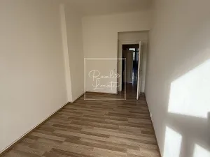 Pronájem bytu 3+1, Praha - Vršovice, Madridská, 92 m2