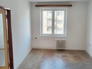 Pronájem bytu 3+1, Pardubice, Sezemická, 72 m2