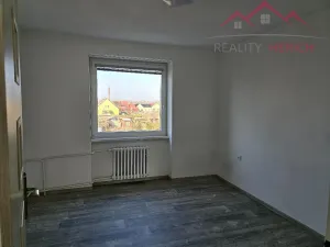 Pronájem bytu 3+1, Všehrdy, 100 m2