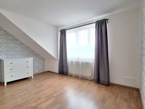 Pronájem bytu 2+1, Praha - Smíchov, Podbělohorská, 61 m2