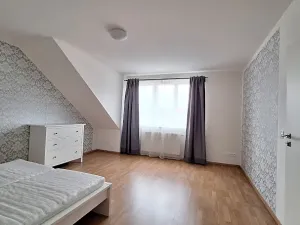 Pronájem bytu 2+1, Praha - Smíchov, Podbělohorská, 61 m2