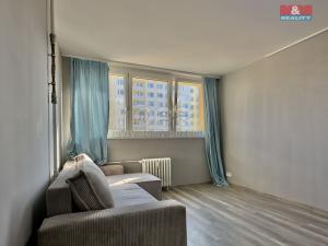 Pronájem bytu 1+kk, Praha - Střížkov, Děčínská, 24 m2