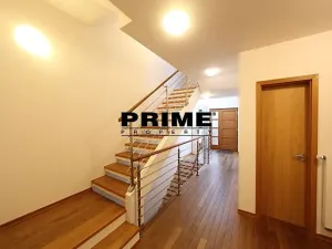 Pronájem rodinného domu, Praha - Jinonice, U dětského hřiště, 350 m2