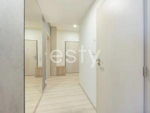 Pronájem bytu 2+kk, Praha - Vysočany, Čerpadlová, 60 m2