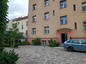 Pronájem bytu 1+kk, Praha - Braník, Pikovická, 29 m2