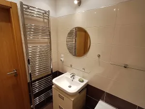 Prodej bytu 2+kk, Praha - Lochkov, U sladovny, 44 m2