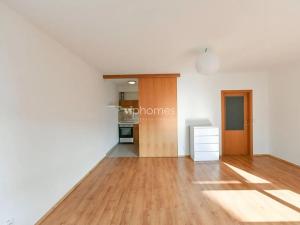 Pronájem bytu 3+kk, Praha - Smíchov, Ostrovského, 70 m2