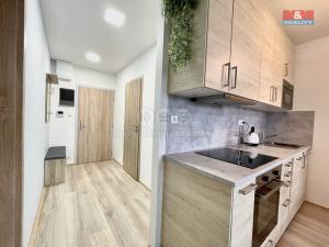 Pronájem bytu 2+kk, Praha - Modřany, Levského, 41 m2