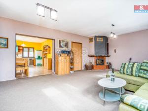 Prodej rodinného domu, Bochov - Rybničná, 241 m2