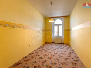 Prodej obchodního prostoru, Louny, Mírové náměstí, 895 m2