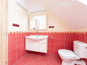 Pronájem atypického bytu, Jilemnice, Masarykovo náměstí, 70 m2