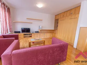 Pronájem bytu 1+1, Praha - Košíře, Pod školou, 50 m2