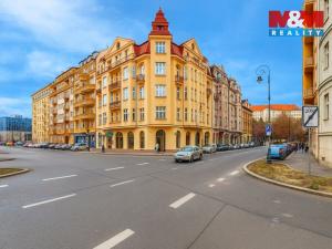 Prodej bytu 4+1, Karlovy Vary, Varšavská, 124 m2