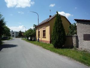 Prodej rodinného domu, Sány, Dobšická, 90 m2