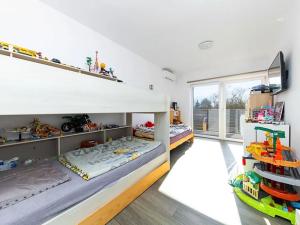 Prodej bytu 6+kk a větší, Česká, 183 m2