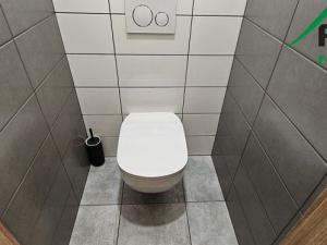 Prodej bytu 3+1, Tachov, Želivského, 70 m2