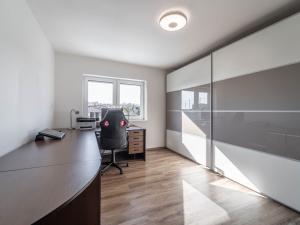 Prodej rodinného domu, Tmaň, K Vodojemu, 261 m2