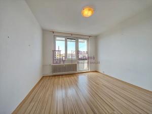 Prodej bytu 3+1, Jindřichův Hradec, sídliště Vajgar, 65 m2