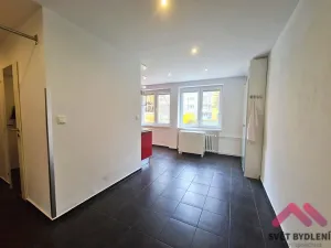 Pronájem bytu 2+kk, Praha - Záběhlice, Hrusická, 47 m2