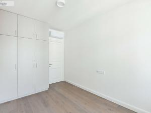 Pronájem bytu 2+kk, Praha - Vršovice, Na spojce, 42 m2