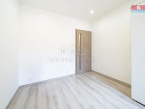 Prodej bytu 4+1, Cheb, Palackého, 79 m2