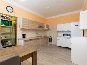 Prodej bytu 3+1, Opava, Krnovská, 74 m2