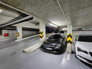 Pronájem bytu 2+kk, Praha - Holešovice, Komunardů, 55 m2