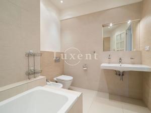 Pronájem bytu 3+1, Praha - Nové Město, Rašínovo nábřeží, 101 m2