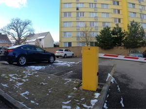Pronájem garážového stání, České Budějovice, Lidická tř., 18 m2