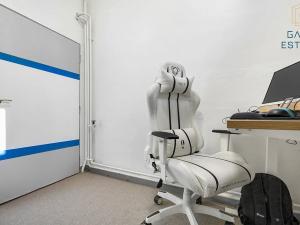 Prodej obchodního prostoru, Holešov, U Letiště, 55 m2