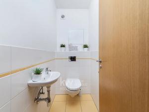 Prodej bytu 2+kk, Praha - Zličín, Lanžhotská, 65 m2