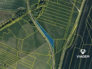 Prodej podílu pole, Klešice, 370 m2