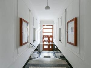 Pronájem bytu 2+kk, Praha - Vinohrady, Velehradská, 52 m2