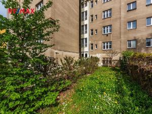 Prodej bytu 2+kk, Praha - Strašnice, Černokostelecká, 46 m2