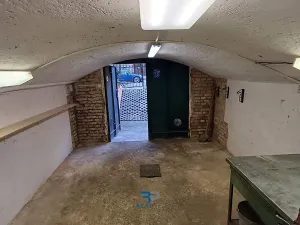 Prodej garáže, Praha - Bubeneč, Šmeralova, 19 m2
