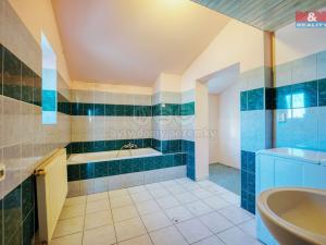 Prodej činžovního domu, Hora Svatého Šebestiána, 560 m2